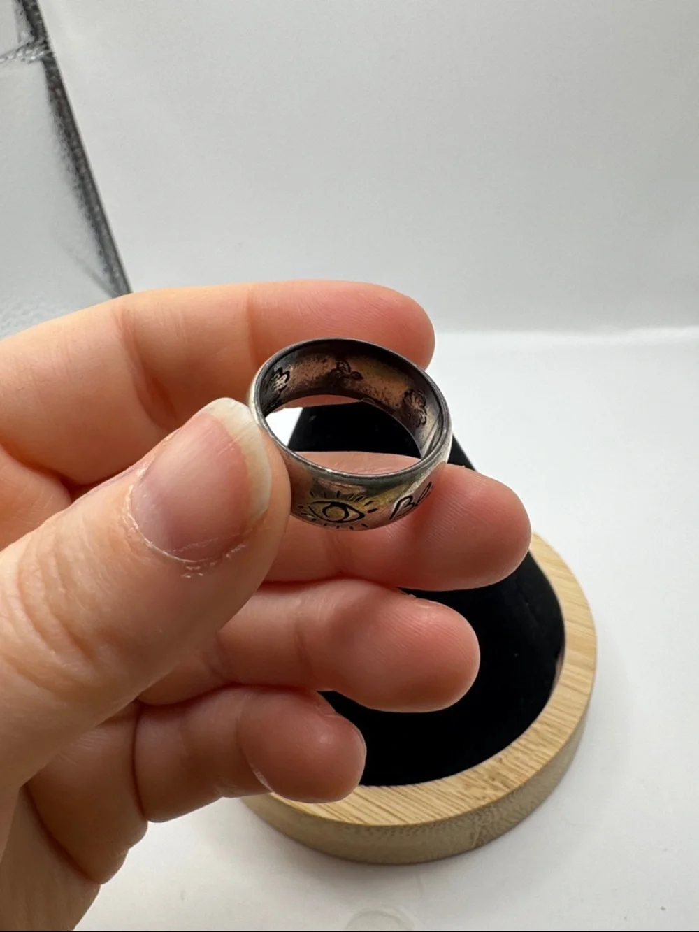 Blind for Love wide band Gucci Sterling Silver Ring